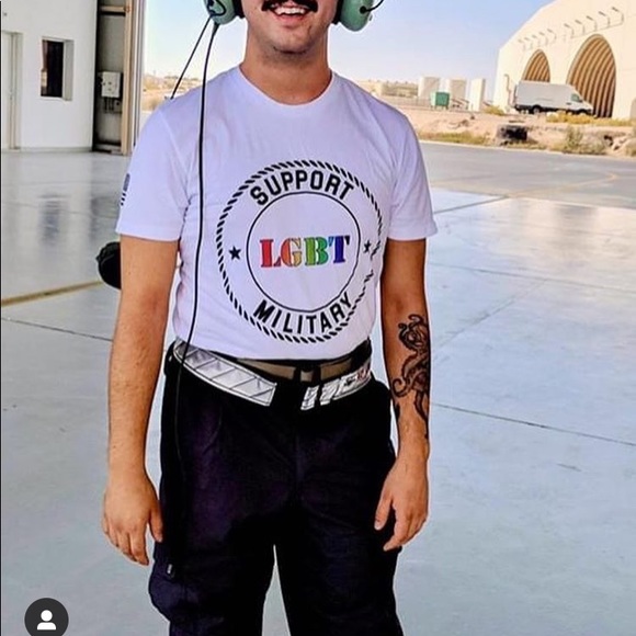 Support LGBT Military T Shirt - Gay Pride 🏳️‍🌈 - Picture 5 of 5